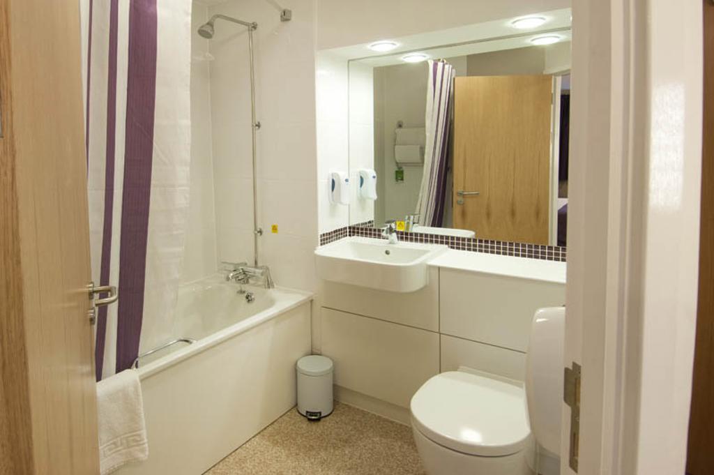 Premier Inn Falkirk Central Camelon Quarto foto